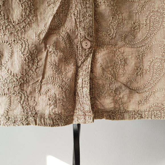 Embroidered Tank - Picture 5 of 8